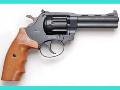 Револьвер Сафари РФ-441М (буковая рукоять)