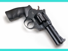 Револьвер Сафари РФ-441М (пластиковая рукоять)